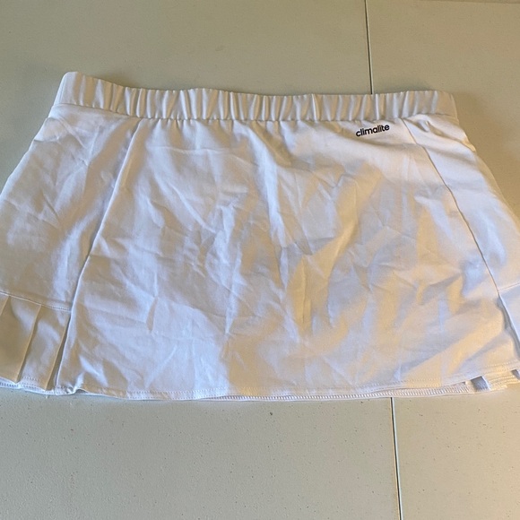 Adidas Women’s Classic Climalite White Skirt/Skort Sz Med - Picture 10 of 12